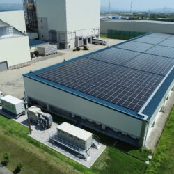 サーラエナジー（株）が「太陽光併設蓄電所」を開所。再エネの安定活用を実現